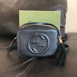 Authentic Gucci Soho small leather disco bag